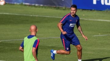 Vitolo regresa a los entrenamientos con el Atlético de Madrid