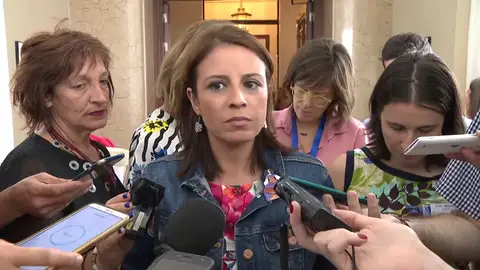 Adriana Lastra, sobre Ana Pastor: "Empieza a parecerse más a Pablo Casado que a la presidenta" Adriana Lastra, sobre Ana Pastor: "Empieza a parecerse más a Pablo Casado que a la presidenta"