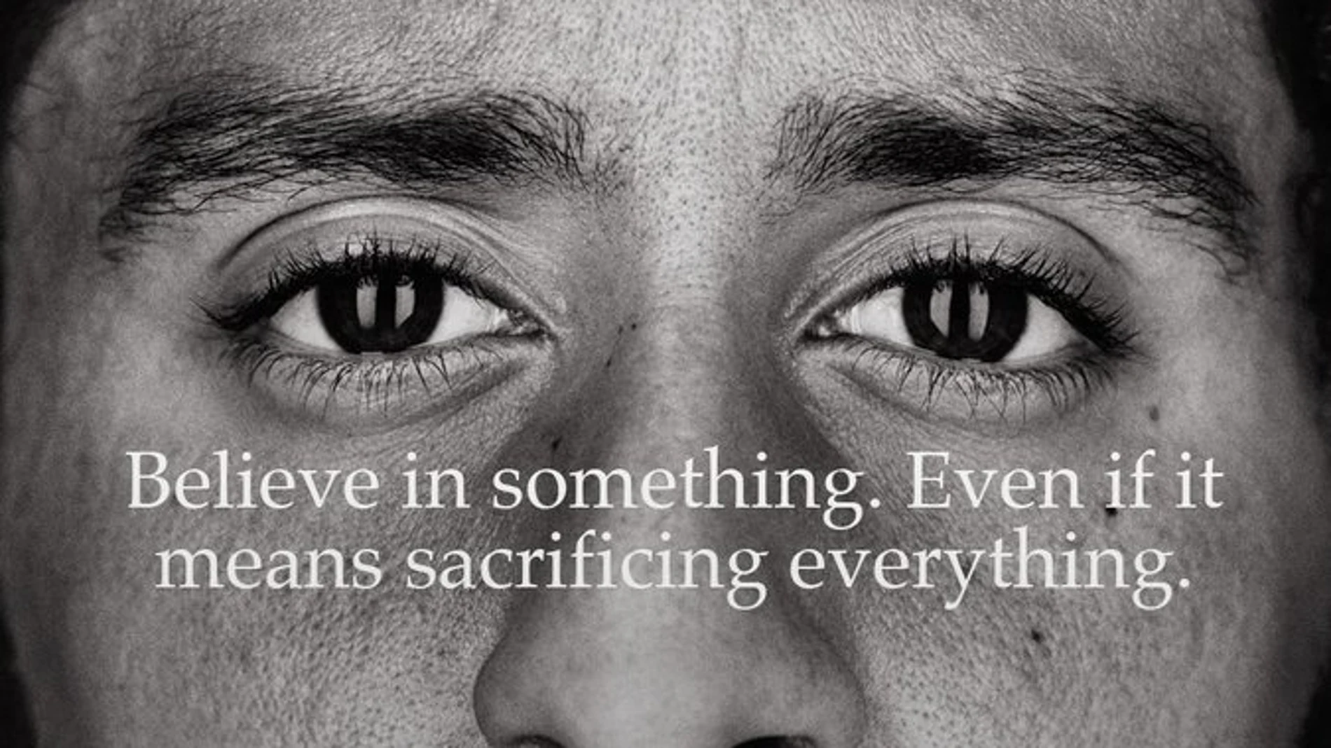 Colin Kaepernick, en el anuncio Colin Kaepernick, en el anuncio