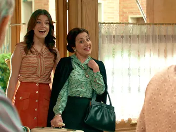 María y Pía se hacen amigas íntimas María y Pía se hacen amigas íntimas