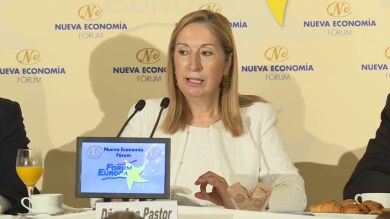 Ana Pastor invita a Torra a ir al Congreso para defender su postura política