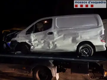 Detienen a un conductor por triplicar la tasa de alcohol tras accidentarse con su vehículo Detienen a un conductor por triplicar la tasa de alcohol tras accidentarse con su vehículo