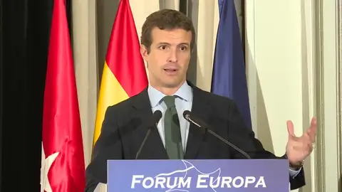 Casado asegura que el PP será "dique de contención" ante el falso referéndum de autogobierno que el Gobierno plantea en Cataluña Casado asegura que el PP será "dique de contención" ante el falso referéndum de autogobierno que el Gobierno plantea en Cataluña