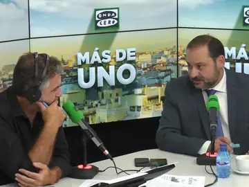 Ábalos aplaude que el PP no se sume a la retirada de lazos amarillos: "La ciudadanía no debe suplantar las funciones de la administración" Ábalos aplaude que el PP no se sume a la retirada de lazos amarillos: "La ciudadanía no debe suplantar las funciones de la administración"