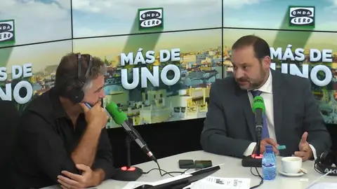 Ábalos aplaude que el PP no se sume a la retirada de lazos amarillos: "La ciudadanía no debe suplantar las funciones de la administración" Ábalos aplaude que el PP no se sume a la retirada de lazos amarillos: "La ciudadanía no debe suplantar las funciones de la administración"