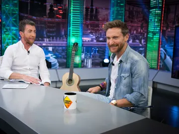 David Guetta habla en 'El Hormiguero 3.0' sobre próximo disco: "Lo he hecho con el corazón y con felicidad" David Guetta habla en 'El Hormiguero 3.0' sobre próximo disco: "Lo he hecho con el corazón y con felicidad"