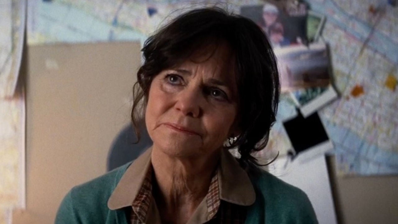 Sally Field confiesa su experiencia más traumática al ser abusada ...