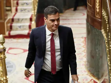El presidente del Ejecutivo, Pedro Sánchez, entra al hemiciclo del Congreso de los Diputados El presidente del Ejecutivo, Pedro Sánchez, entra al hemiciclo del Congreso de los Diputados