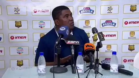 El entrenador del Once Caldas colombiano denuncia insultos racistas El entrenador del Once Caldas colombiano denuncia insultos racistas