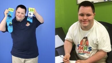 'Los calcetines locos de John', la idea que ha convertido en millonario a un joven estadounidense con síndrome de Down