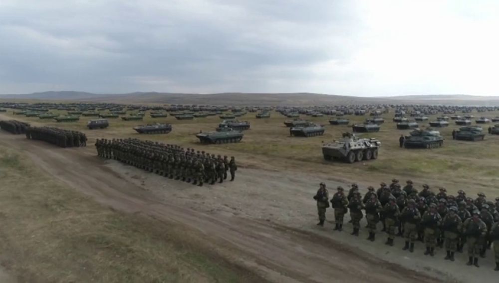 Rusia inicia las mayores maniobras militares desde 1981 con la ayuda de China y Mongolia