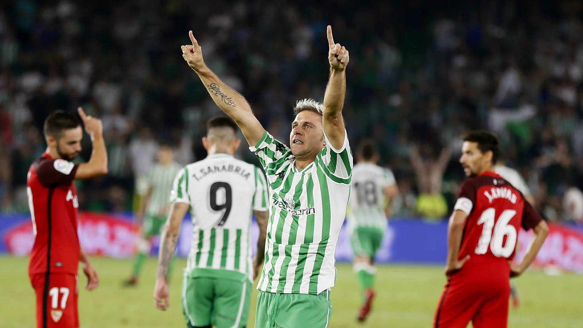 Joaquín celebra su gol contra el Sevilla Joaquín celebra su gol contra el Sevilla