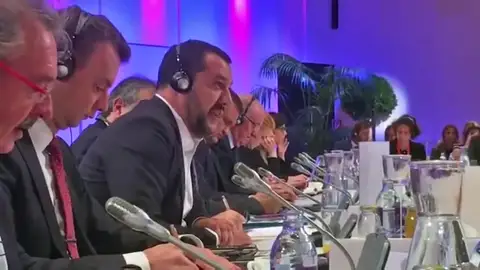 Crece la tensión sobre la inmigración en Europa: un ministro luxemburgués manda "a la mierda" a Matteo Salvini Crece la tensión sobre la inmigración en Europa: un ministro luxemburgués manda "a la mierda" a Matteo Salvini