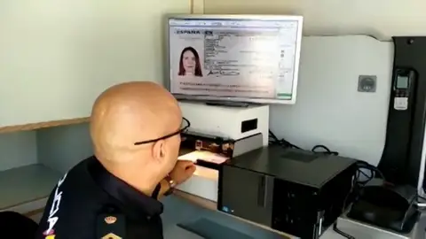 Unidades móviles de Policía Nacional para reforzar las fronteras Unidades móviles de Policía Nacional para reforzar las fronteras
