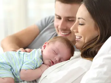 Padres con bebé Padres con bebé