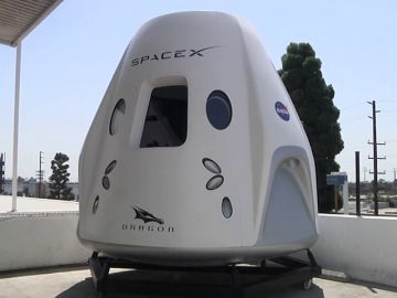 SpaceX ya tiene al primer pasajero que realizará un viaje privado a la Luna en uno de sus vehículos