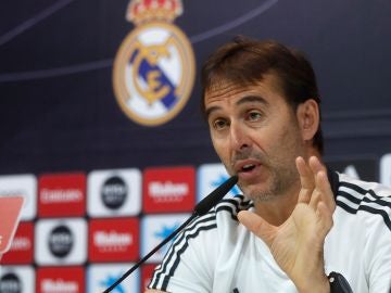 Julen Lopetegui en rueda de prensa