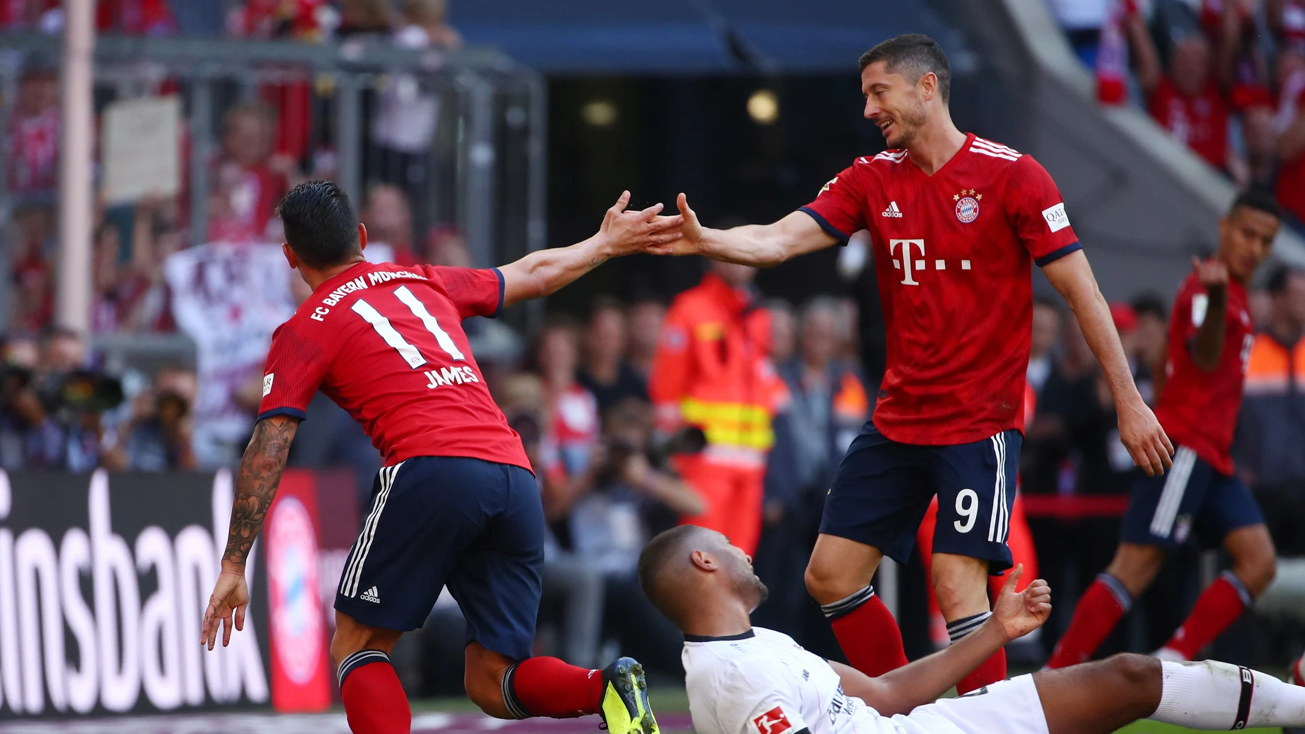 James celebra su gol contra el Leverkusen James celebra su gol contra el Leverkusen