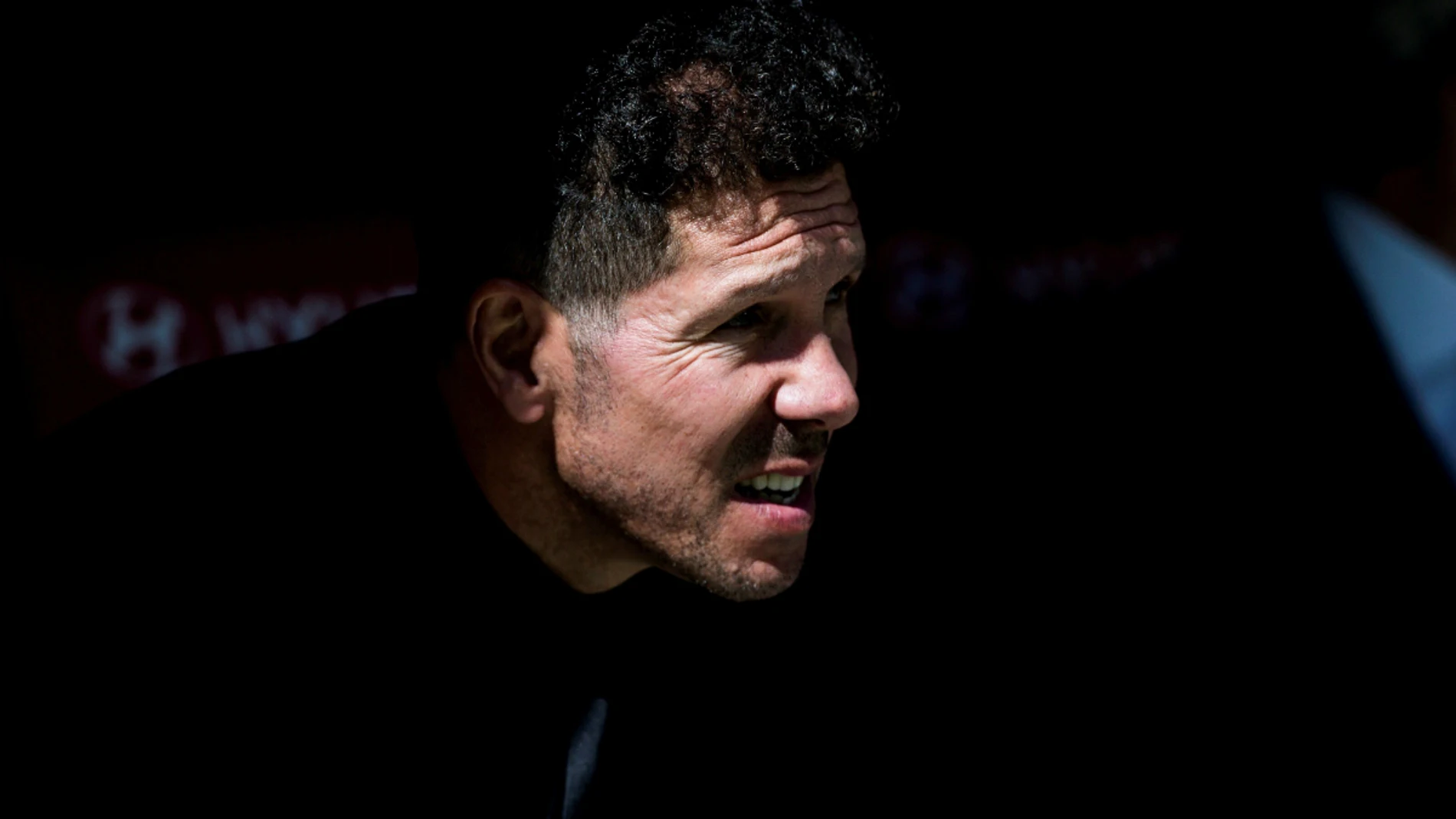 Simeone, en el banquillo Simeone, en el banquillo