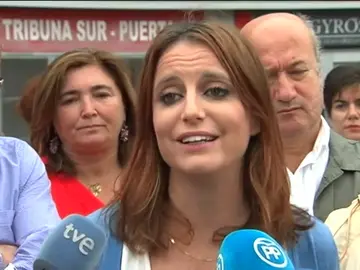 Levy critica la relación de Sánchez con los independentistas: "Prefiere el 'buenrollismo' con ellos a defender el estado de derecho y la justicia" Levy critica la relación de Sánchez con los independentistas: "Prefiere el 'buenrollismo' con ellos a defender el estado de derecho y la justicia"