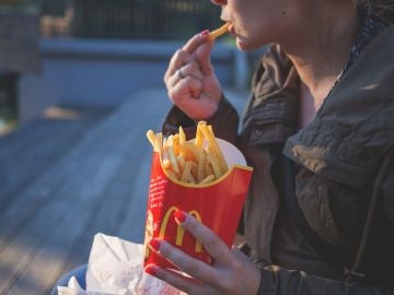 El hambre emocional es nuestro enemigo. El hambre emocional es nuestro enemigo.
