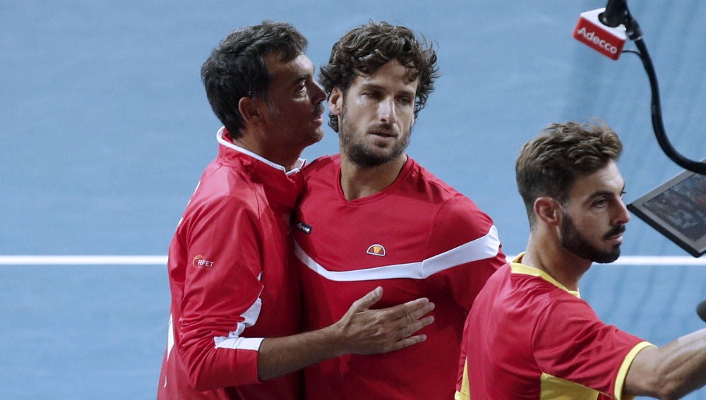 Sergi Bruguera, con Feliciano López y Marcel Granollers