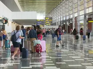 Pasillo de aeropuerto Pasillo de aeropuerto