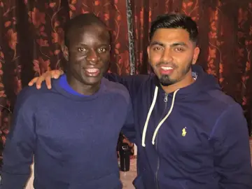 Kanté con sus 'nuevos' amigos Kanté con sus 'nuevos' amigos