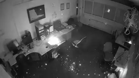 La explosión de algunos aparatos electrónicos es más común de lo que pensamos La explosión de algunos aparatos electrónicos es más común de lo que pensamos