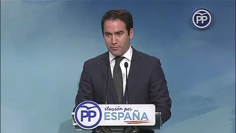 PP y C's apoyan la supresión de los aforamientos, pero los populares insisten: "No es un tema original del presidente, sino un plagio de otros partidos" PP y C's apoyan la supresión de los aforamientos, pero los populares insisten: "No es un tema original del presidente, sino un plagio de otros partidos"