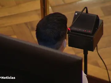 El acusado de matar a su compañero por el mando de la Play :"Yo en ningún momento quise pincharle" El acusado de matar a su compañero por el mando de la Play :"Yo en ningún momento quise pincharle"