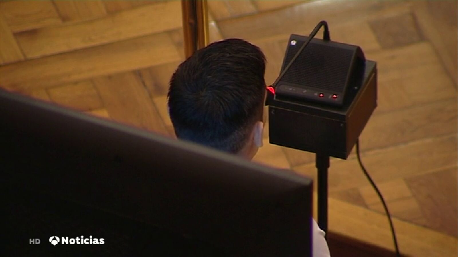 El acusado de matar a su compañero por el mando de la videoconsola :