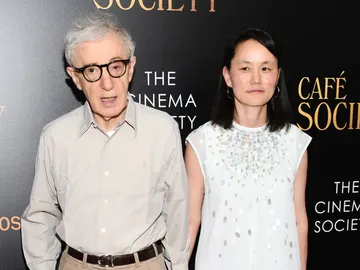 Woody Allen y Soon-Yi Woody Allen y Soon-Yi