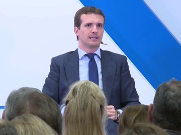 Casado: "Planteo que estudiemos que las competencias en materia de educación estén centralizadas en el Estado"