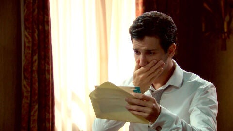 Ignacio, emocionado con el regalo de boda de Javier y Vicky