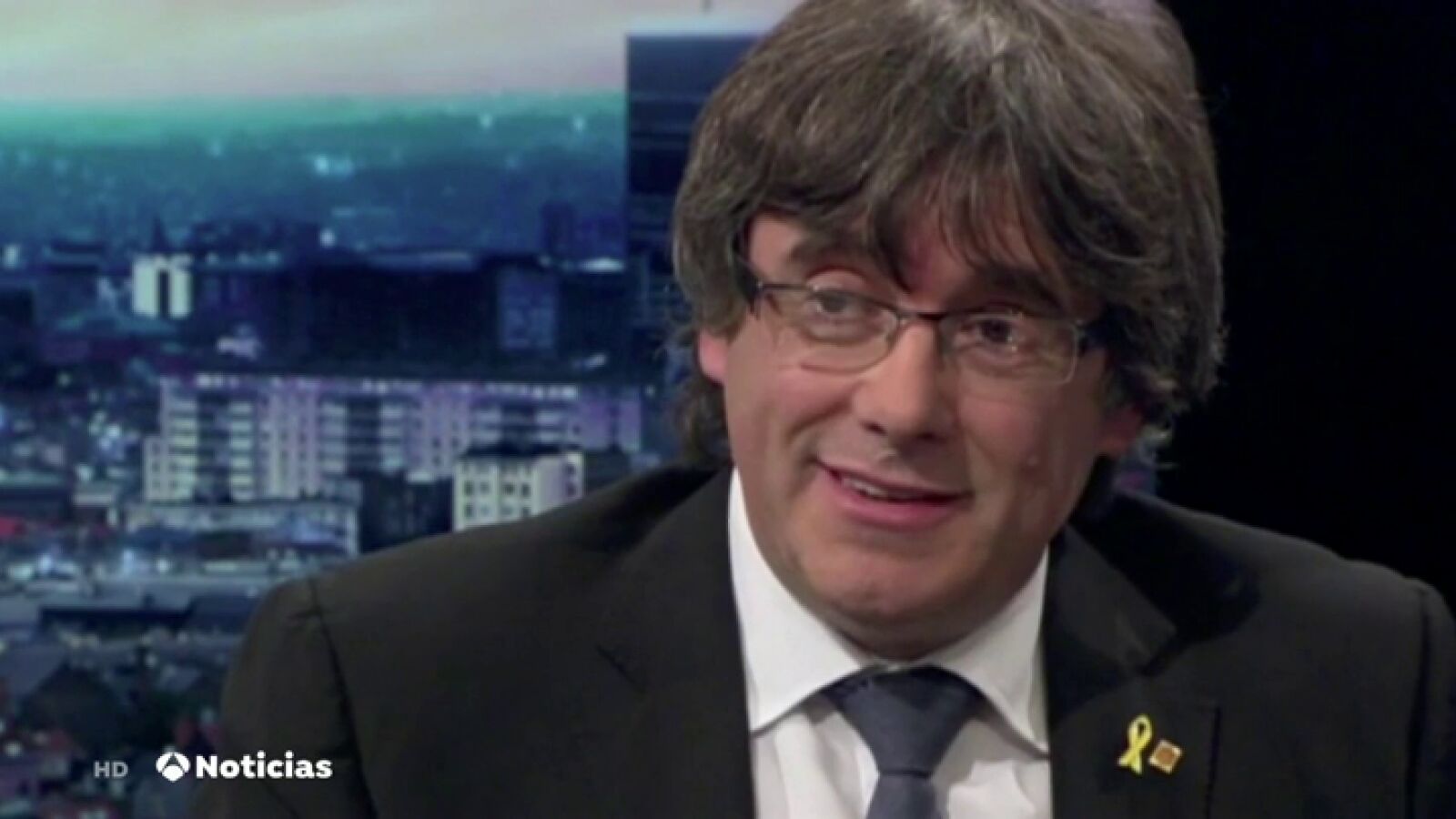 Un periodista belga pone contra las cuerdas a Puigdemont: 