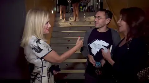 La expresidenta Cifuentes reaparece en el cine La expresidenta Cifuentes reaparece en el cine