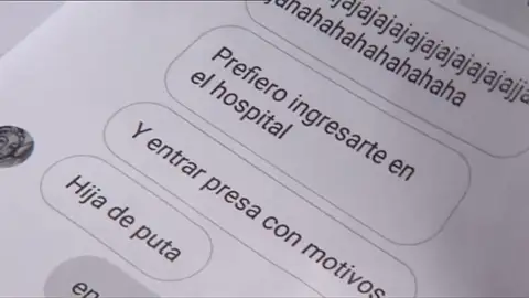 Dos hermanas no van al colegio porque una de sus compañeras les hace bullying Dos hermanas no van al colegio porque una de sus compañeras les hace bullying