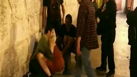 Nuevo enfrentamiento por los lazos amarillos en Vilafranca del Penedés Nuevo enfrentamiento por los lazos amarillos en Vilafranca del Penedés