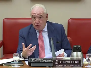 El vídeo en el expresidente de FCC Construcción reconoce donaciones al PP, pero las desvincula de adjudicaciones de obra pública El vídeo en el expresidente de FCC Construcción reconoce donaciones al PP, pero las desvincula de adjudicaciones de obra pública