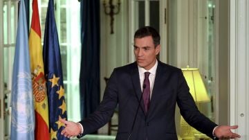 Imagen de Pedro Sánchez ante los medios 