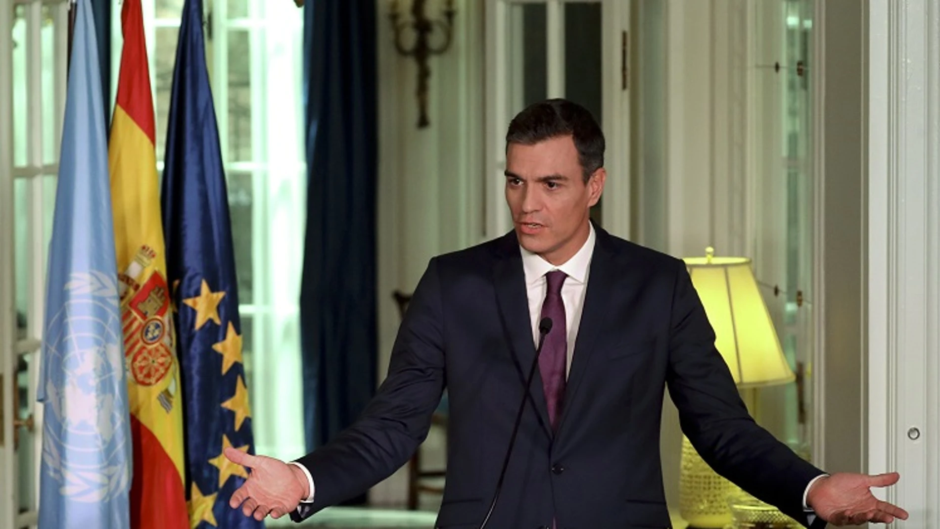 Imagen de Pedro Sánchez ante los medios Imagen de Pedro Sánchez ante los medios