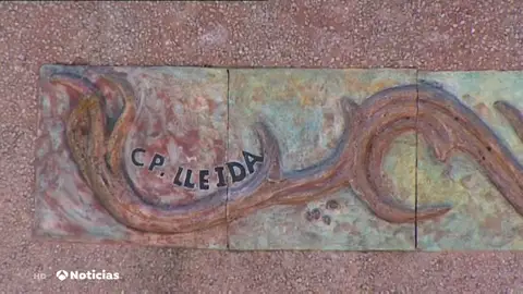 Seis presos de Lleida destrozan sus celdas y hieren a varios funcionarios por un corte luz que les impidió ver la televisión Seis presos de Lleida destrozan sus celdas y hieren a varios funcionarios por un corte luz que les impidió ver la televisión