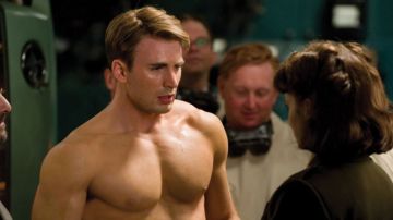 Chris Evans como Capitán América