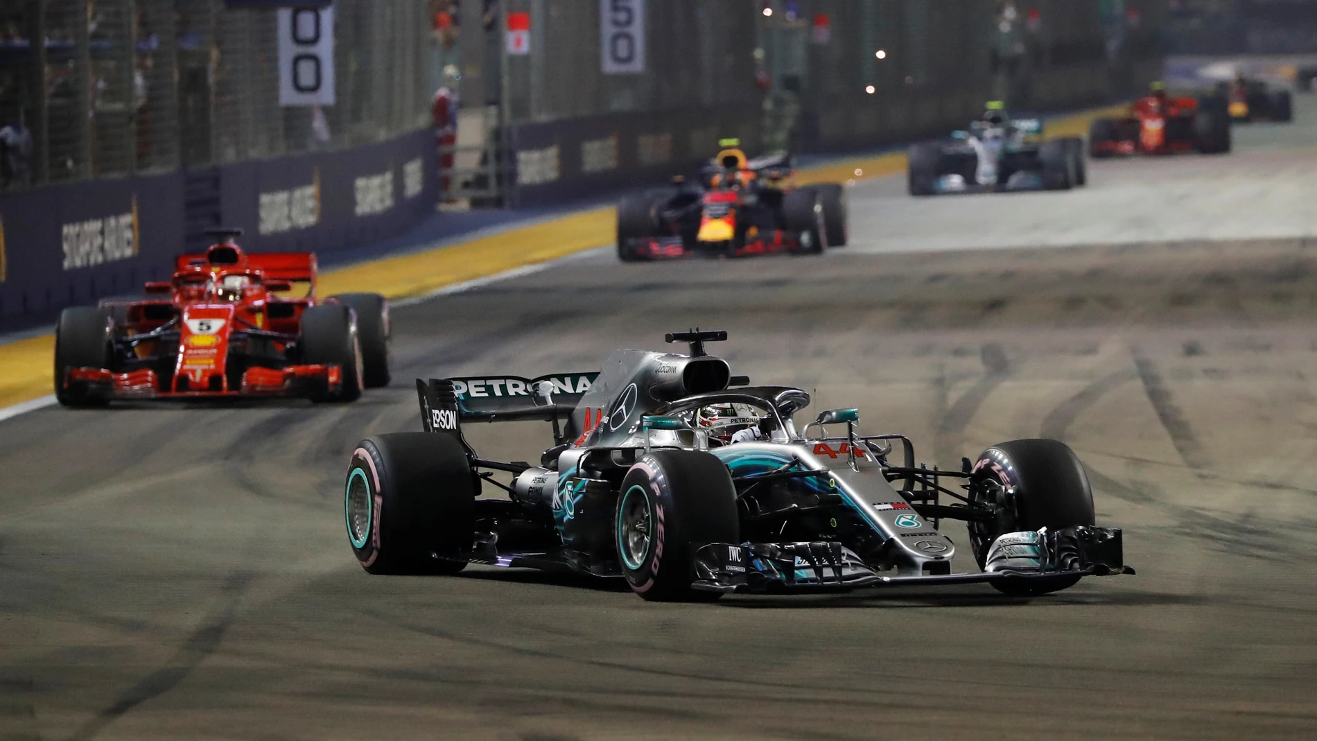 Hamilton, durante el GP de Singapur Hamilton, durante el GP de Singapur