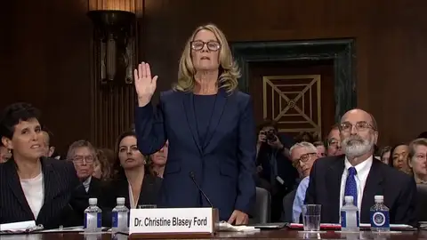 La presunta víctima de Kavanaugh relata el momento del acoso: "Marcó toda mi vida" La presunta víctima de Kavanaugh relata el momento del acoso: "Marcó toda mi vida"