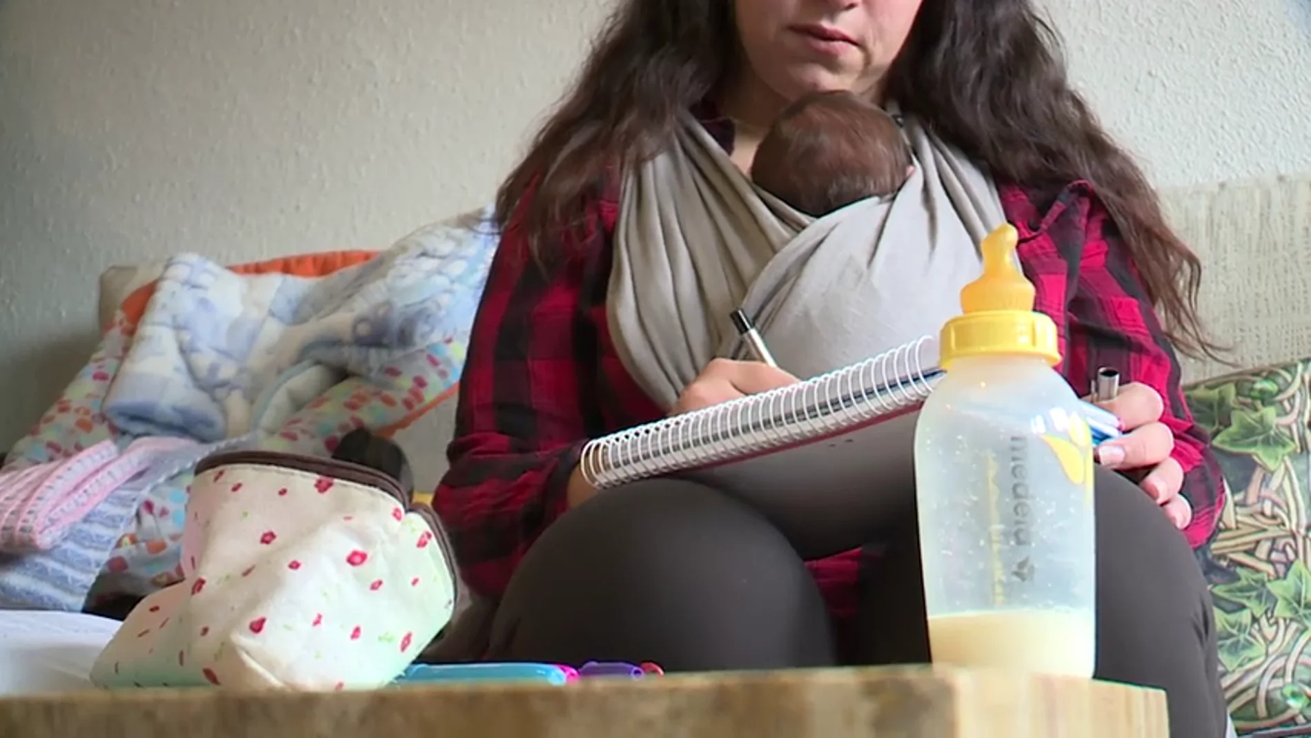 Nuevo perfil del opositor: mujer, mayor de 40 años, con hijos y decidida a dar un giro a su vida Nuevo perfil del opositor: mujer, mayor de 40 años, con hijos y decidida a dar un giro a su vida