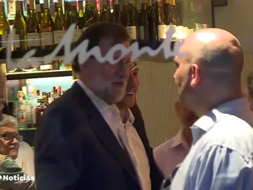 Rajoy reaparece con un almuerzo informal con dirigentes del PP como Pastor o García Egea Rajoy reaparece con un almuerzo informal con dirigentes del PP como Pastor o García Egea