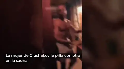 La mujer de Glushakov le pilla con otra: "¡Aquí está su prostituta!" La mujer de Glushakov le pilla con otra: "¡Aquí está su prostituta!"