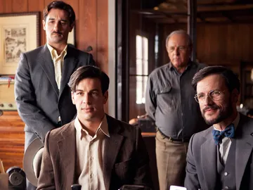 La familia Rabaltué y Miguel en 'Palmeras en la nieve' La familia Rabaltué y Miguel en 'Palmeras en la nieve'